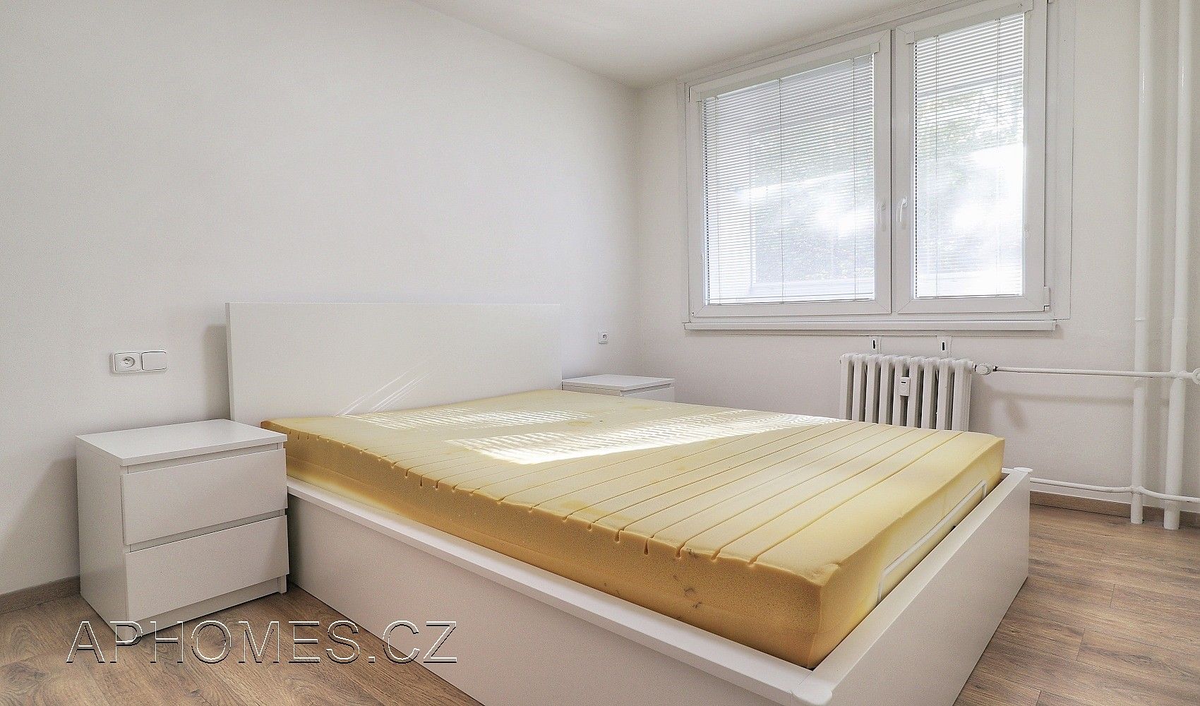 Byt 2+kk · 40 m² · Novoborská, Praha 9 - 3