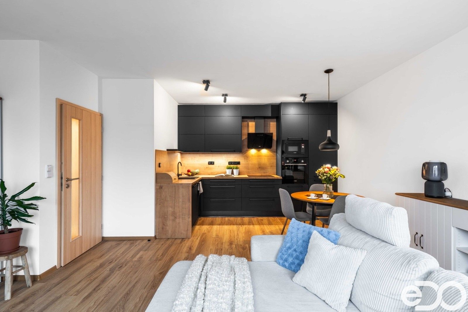 Prodej byt 2+kk - Za Cukrovarem, Cerhenice, 60 m²