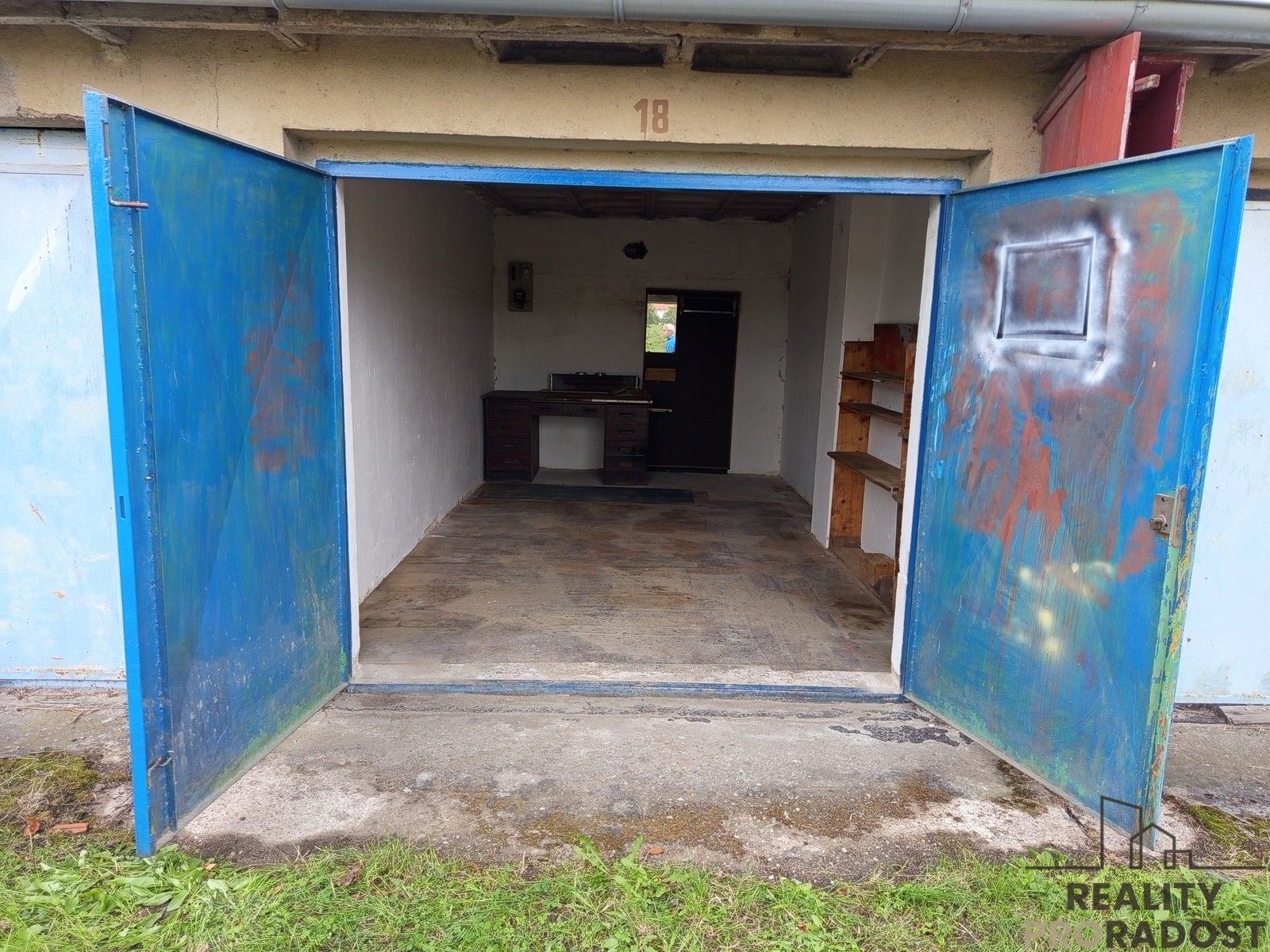 Garáže, Demokratické mládeže, Pardubice, 18 m²