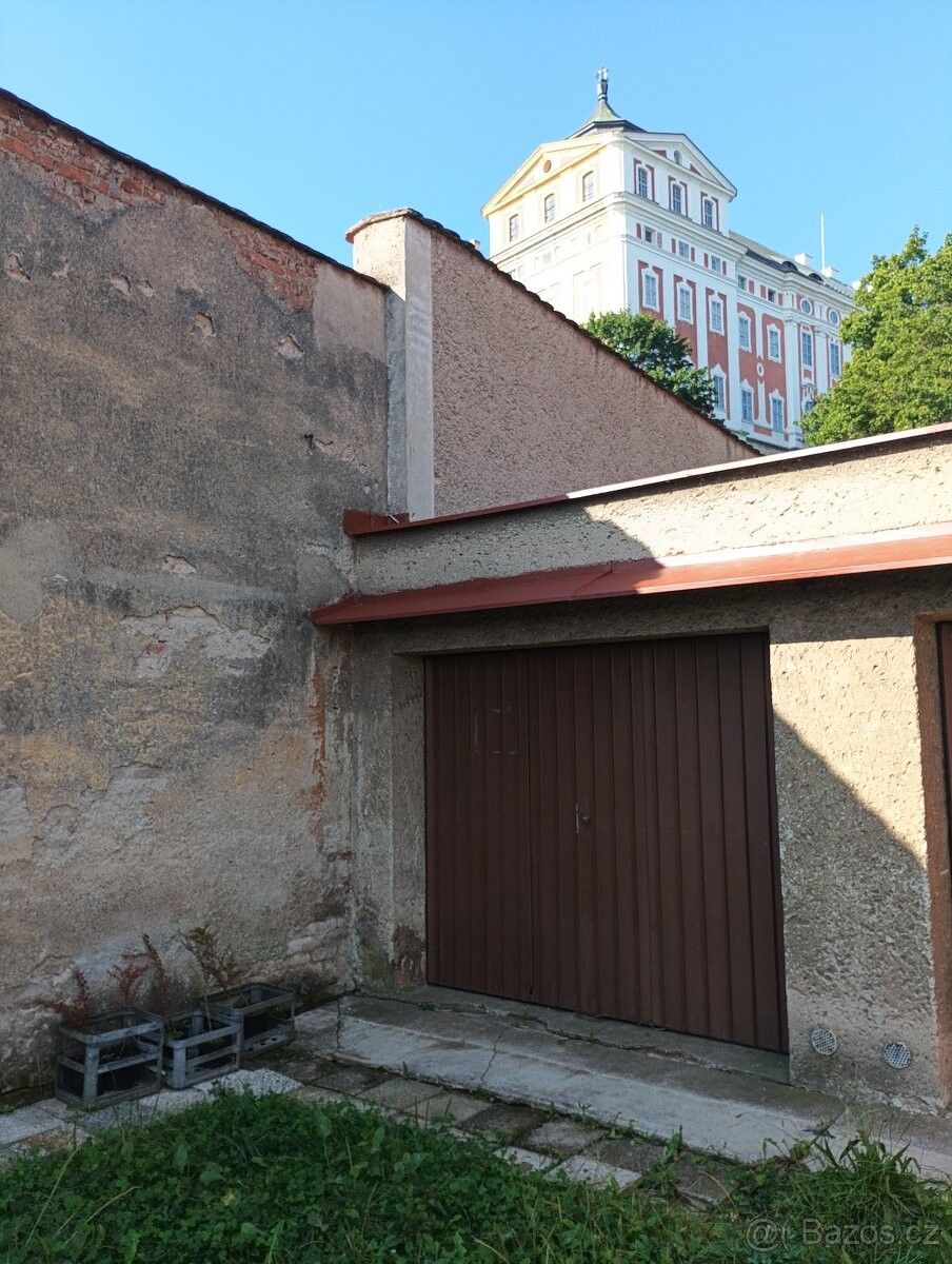 Garáže, Broumov, 550 01 - 1
