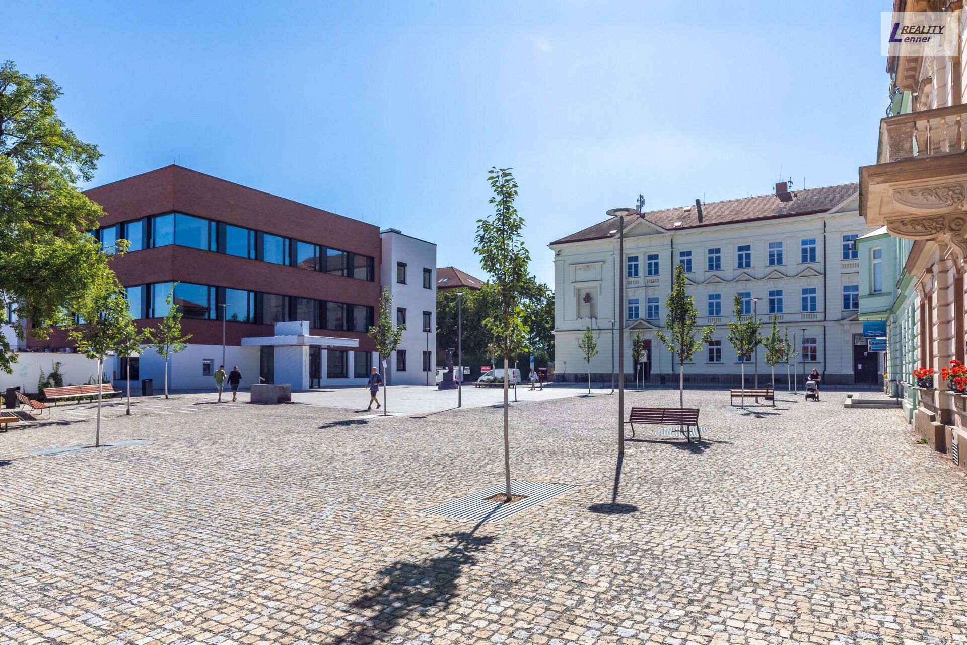 Kanceláře, náměstí Komenského, Dobříš, 317 m²