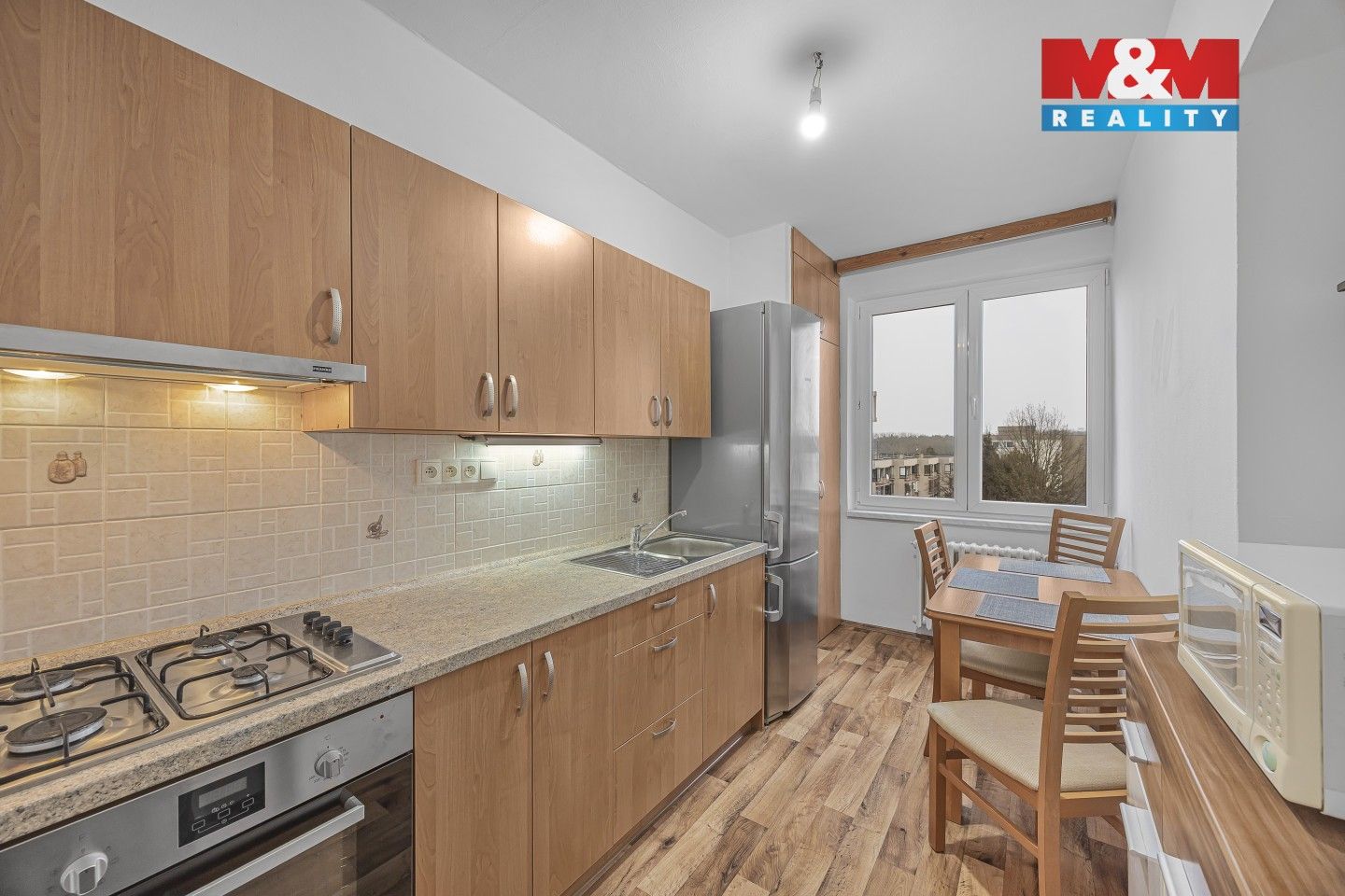 Pronájem byt 3+1 - Pod Strání, Hradec Králové, 77 m²