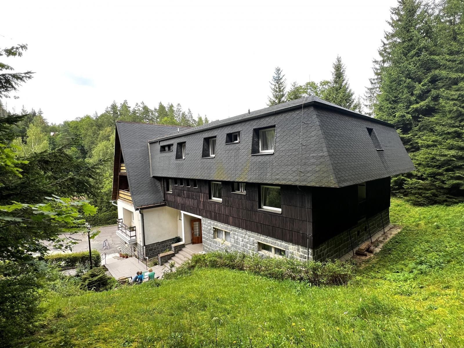 Ubytovací zařízení · 1 200 m² · Svojanov - 4