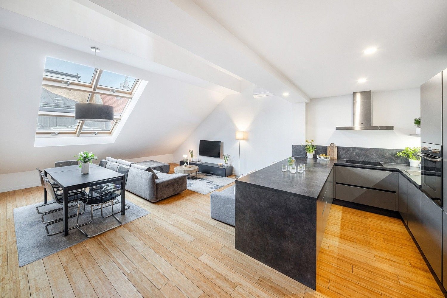 4+kk, Praha - Nové Město, okres Praha 2, Hlavní město Praha, 128 m² - 2