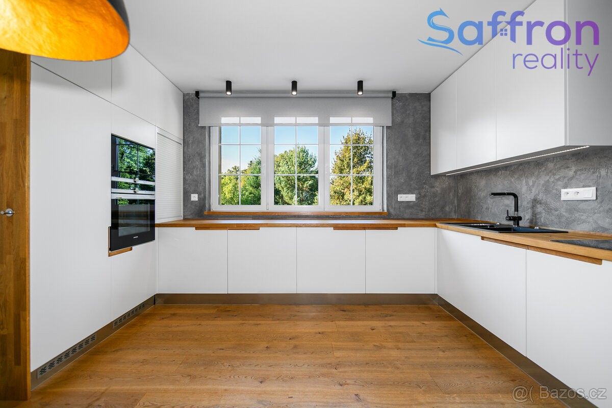 Byty, Dýšina, 330 02