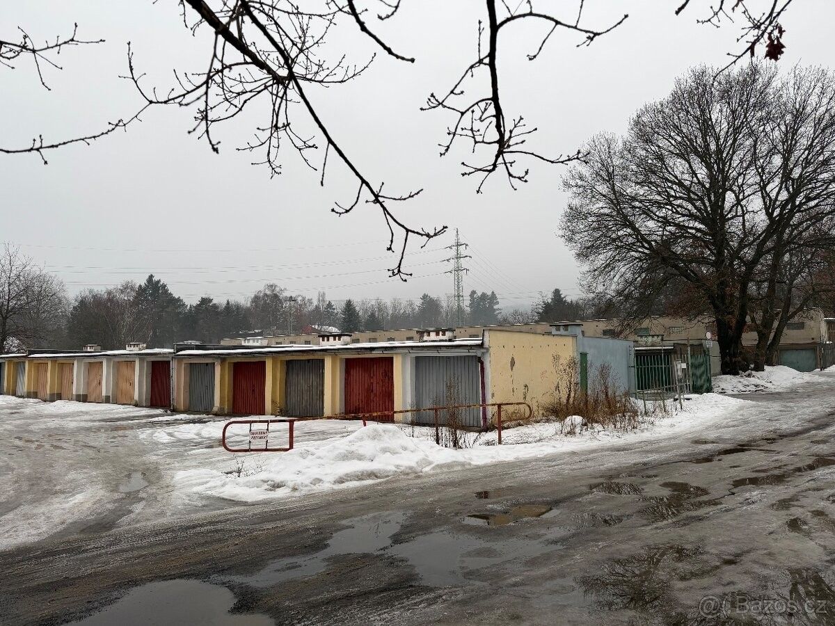 Garáže, Chomutov, 430 04