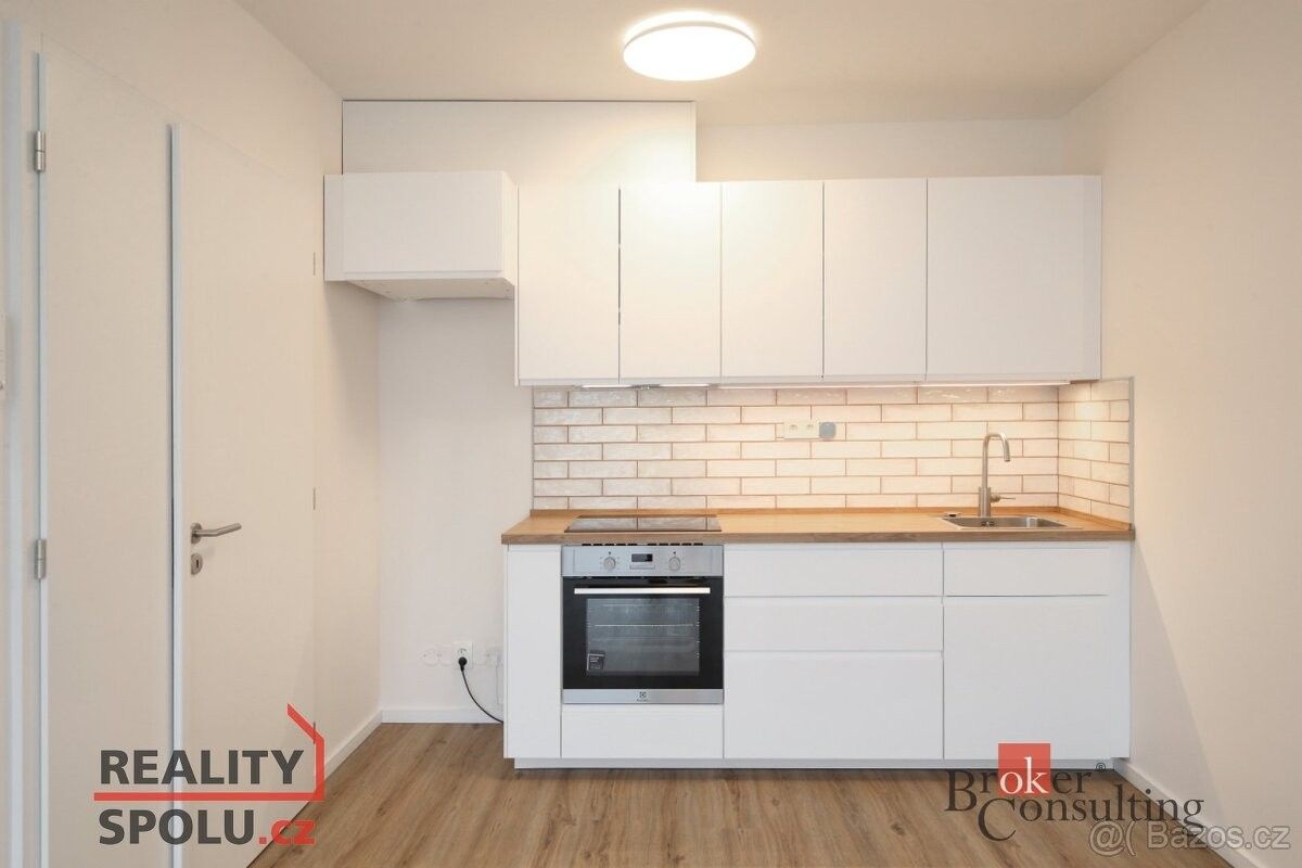 Byty, Kladno, 272 03