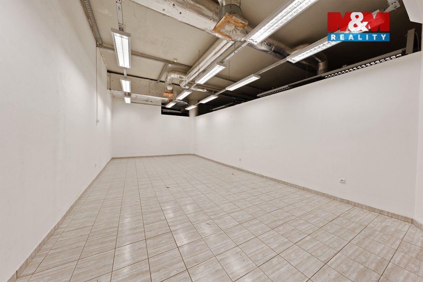 Pronájem obchodní prostory - Plzeňská, Děčín, 41 m²