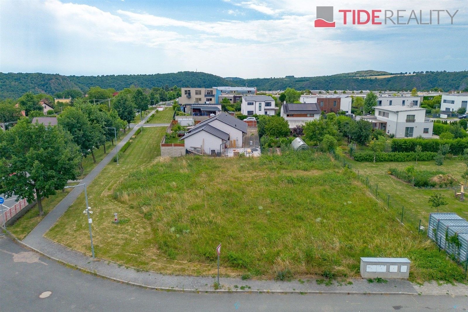 Pozemek pro bydlení, 890 m²