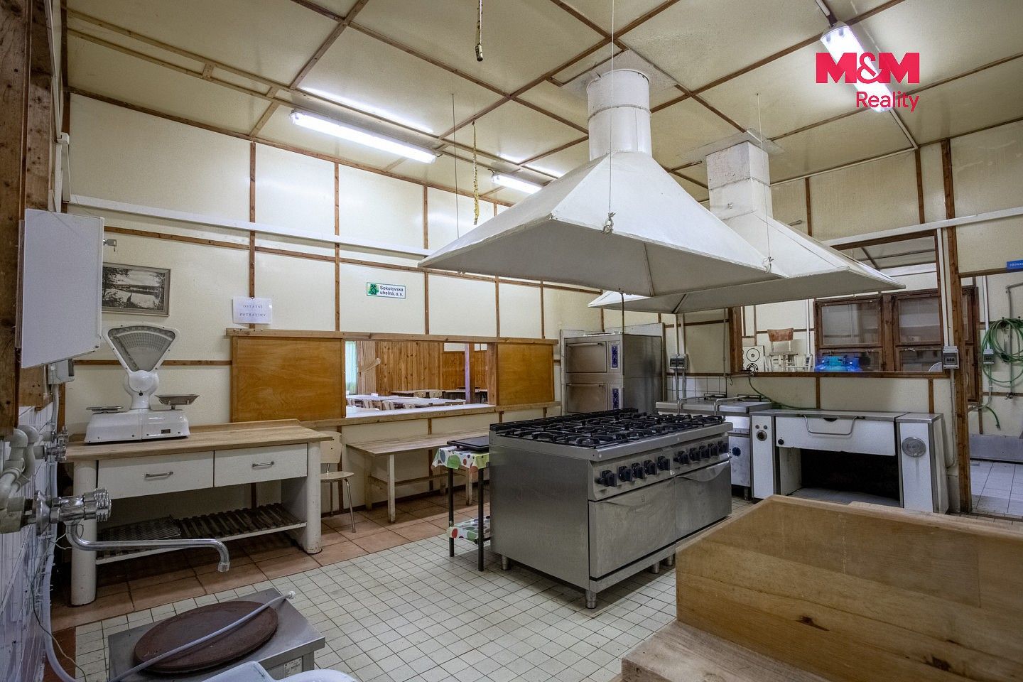 Komerční nemovitost · 1 300 m² · Bezdružice - Křivce, okres Tachov - 3