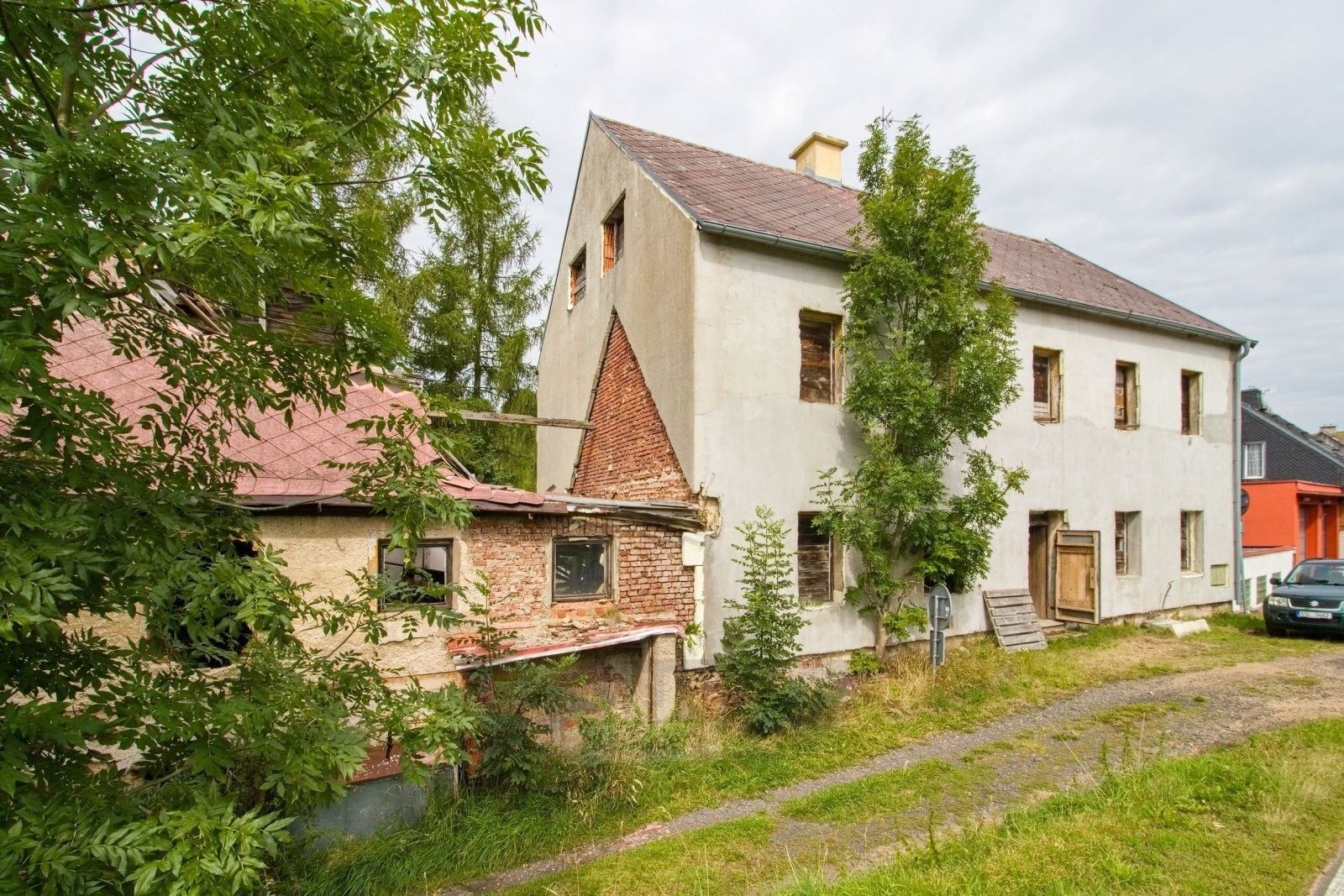 Prodej rodinný dům - Moldava, 431 m² - 2