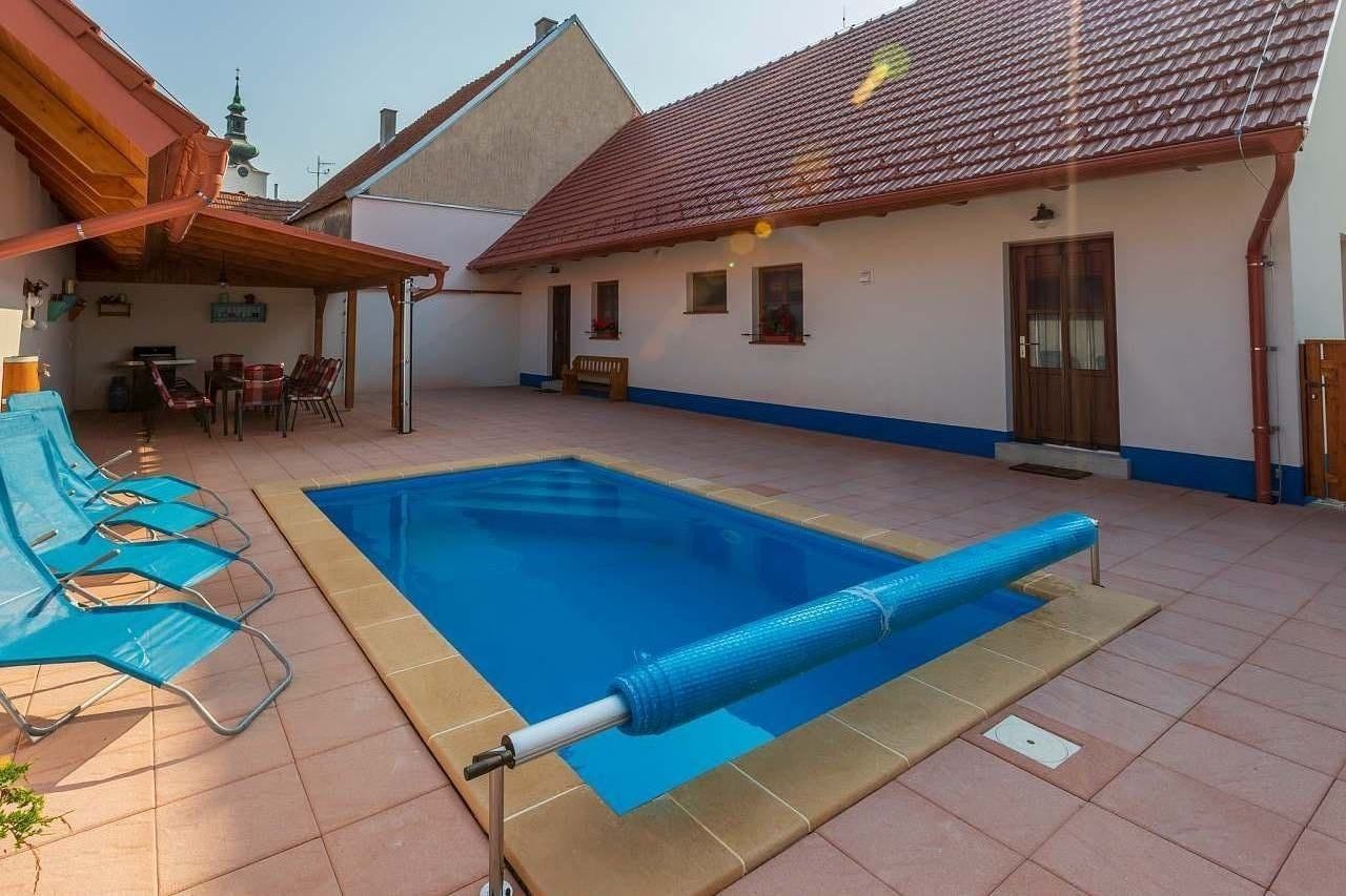 Chaty, Přítluky, Jihomoravský kraj - 1