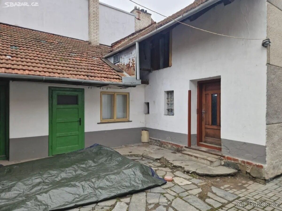 Prodej rodinný dům - Dolany u Olomouce, 783 16 - 2