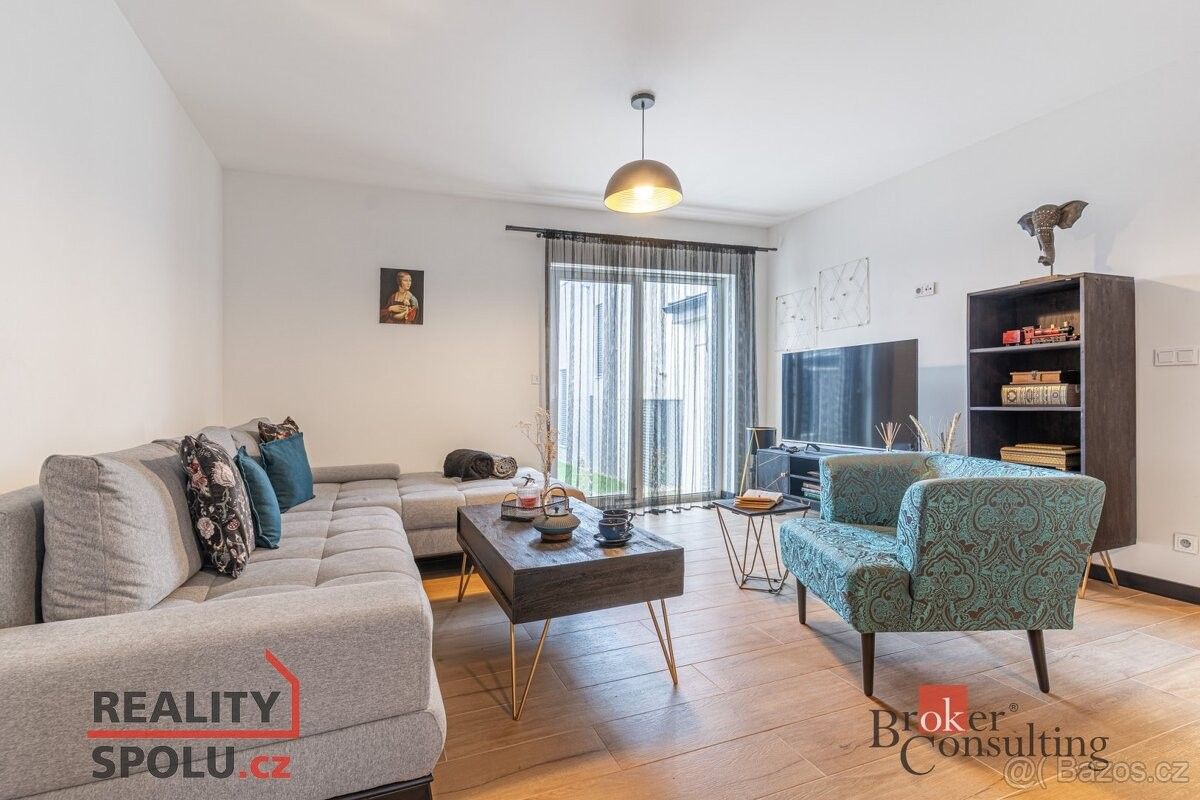 Rodinné domy, 253 03, Praha - západ