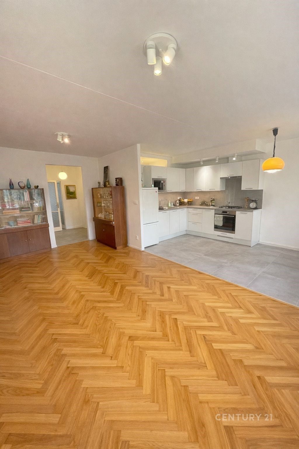 3+kk, Na strži, Praha, 67 m²