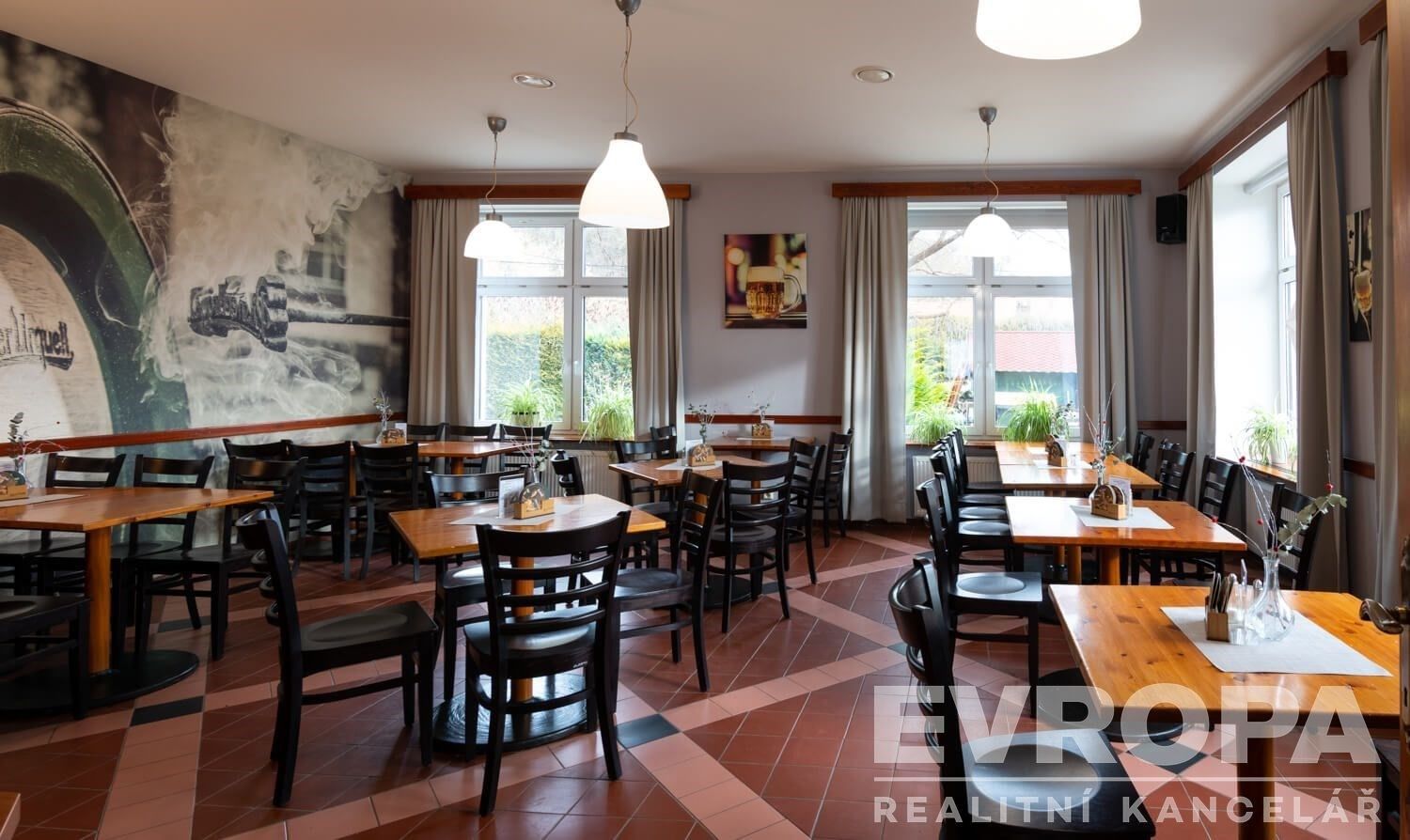 Komerční nemovitost · 458 m² · K Přívozu 32, Srbsko - 4