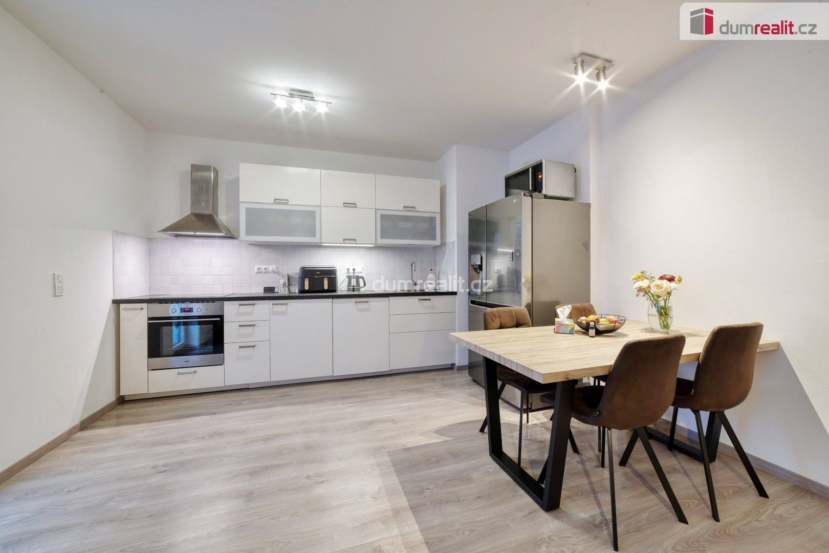 Byt 3+kk · 98 m² · Za Lípou, Praha - 3