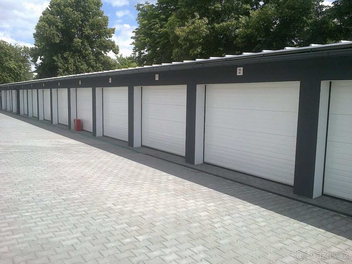 Garáže, Milovice nad Labem, 289 24, 20 m²