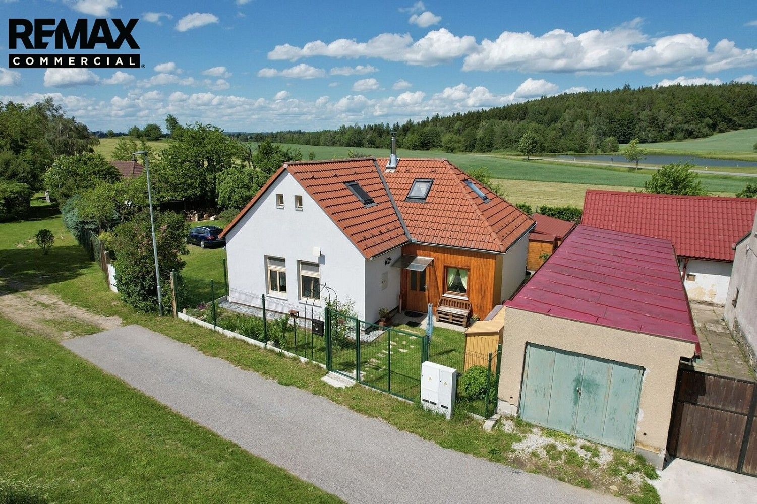 Rodinné domy, Studená - Domašín, okres Jindřichův Hradec, Jihočeský kraj, 100 m² - 1
