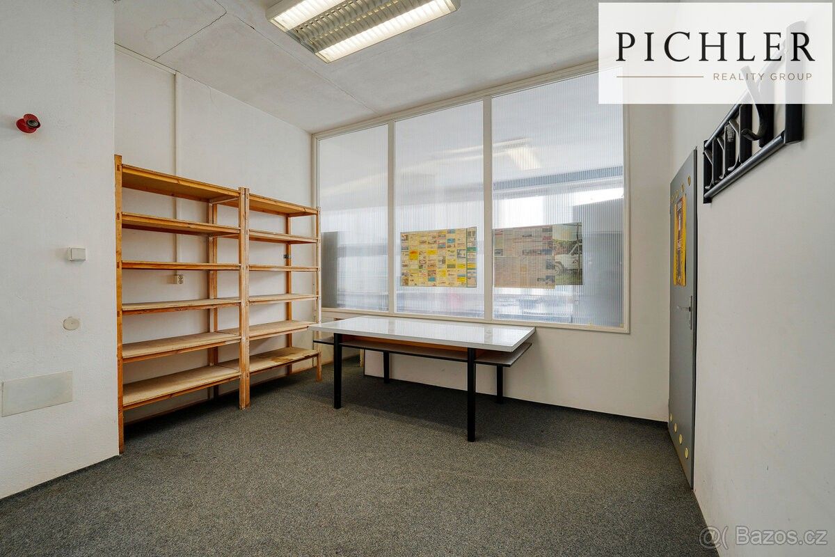 Kanceláře, Plzeň, 323 00