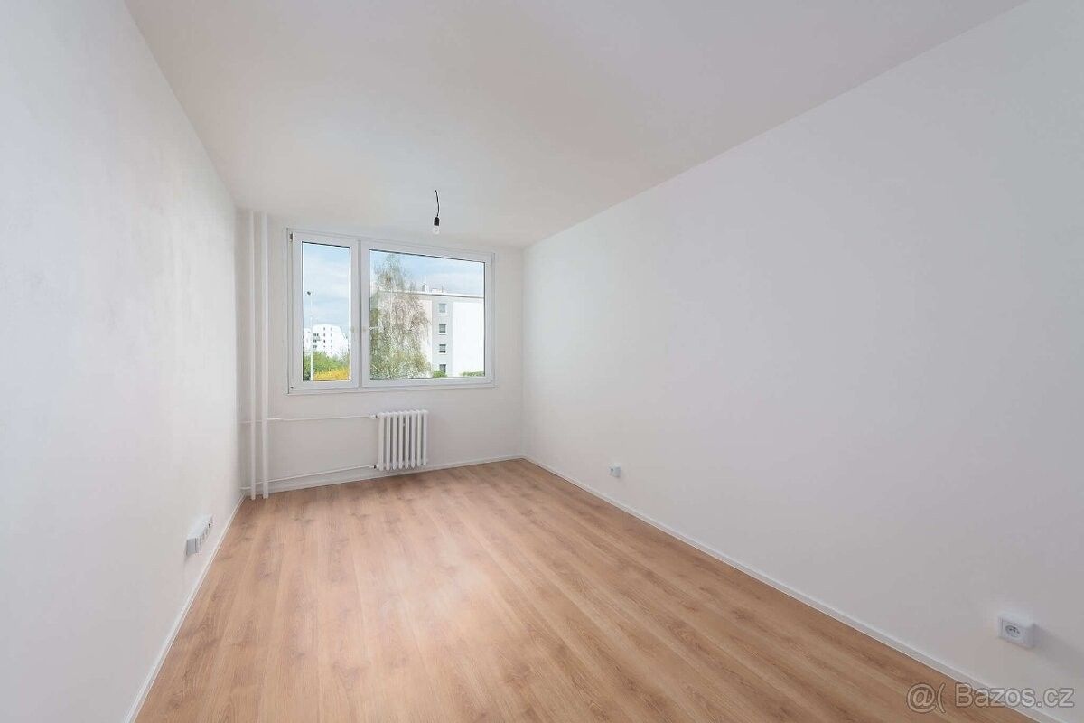Prodej byt 1+kk - Praha, 148 00, 23 m²