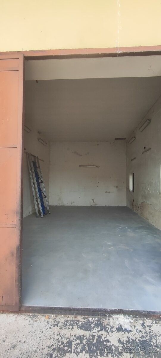 Sklad · Pardubice, 530 02 - 3