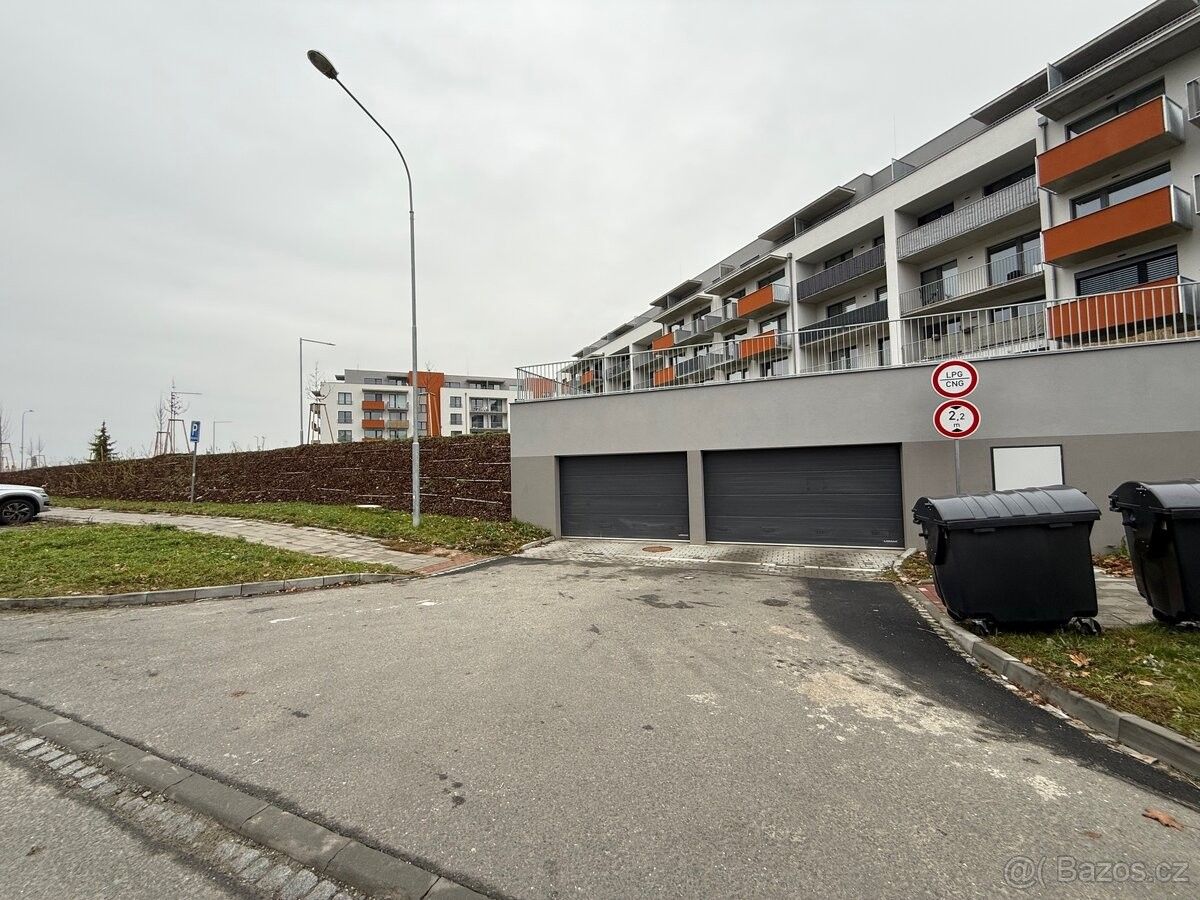 Pronájem garáž - Olomouc, 779 00