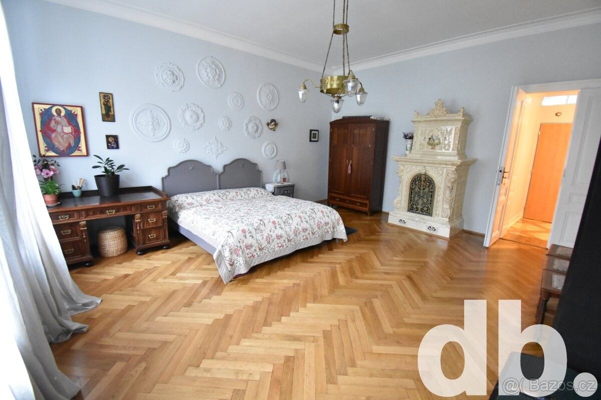 Prodej byt 2+kk - Karlovy Vary, 360 01, 116 m²