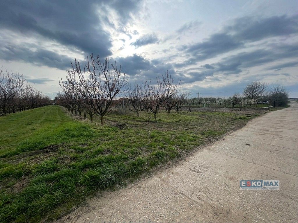 Prodej pozemek pro bydlení - Moravský Žižkov, 1 m²