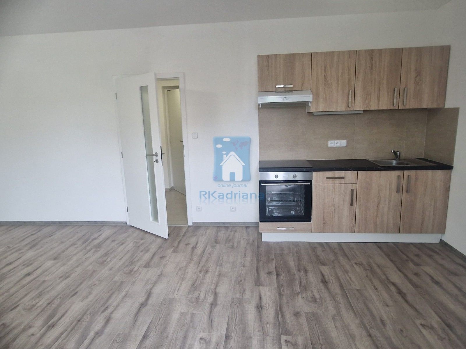 1+kk, Železniční, Plzeň, 44 m²