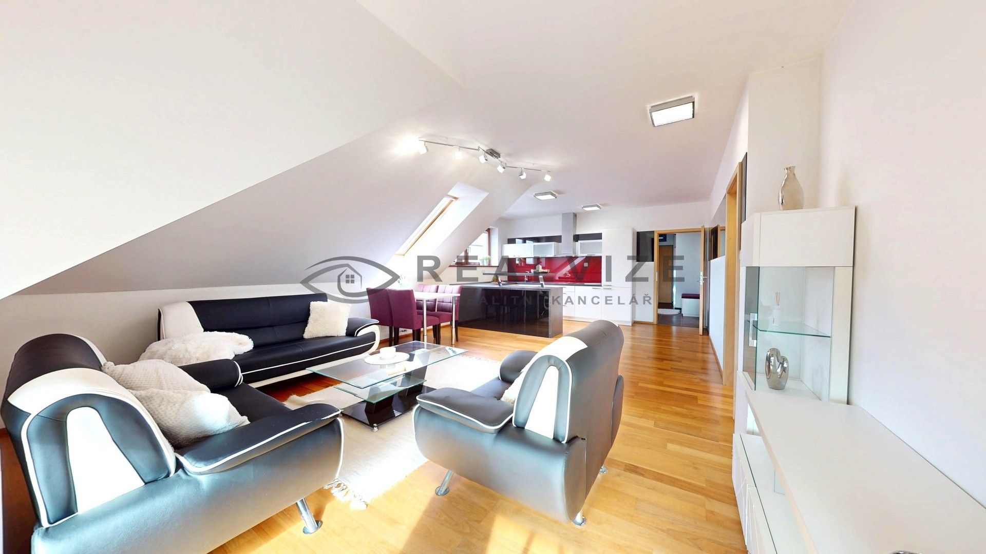 Prodej byt 3+kk - Masarykova, Hluboká nad Vltavou, 83 m²