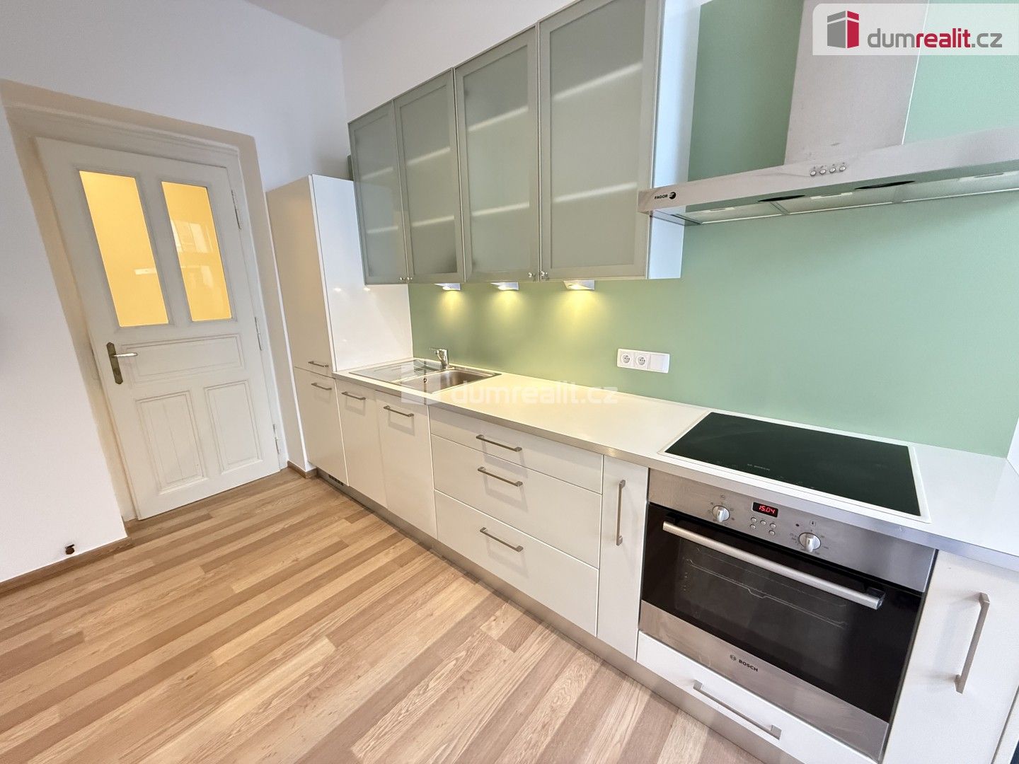 2+1, U Nikolajky, Praha, 68 m²