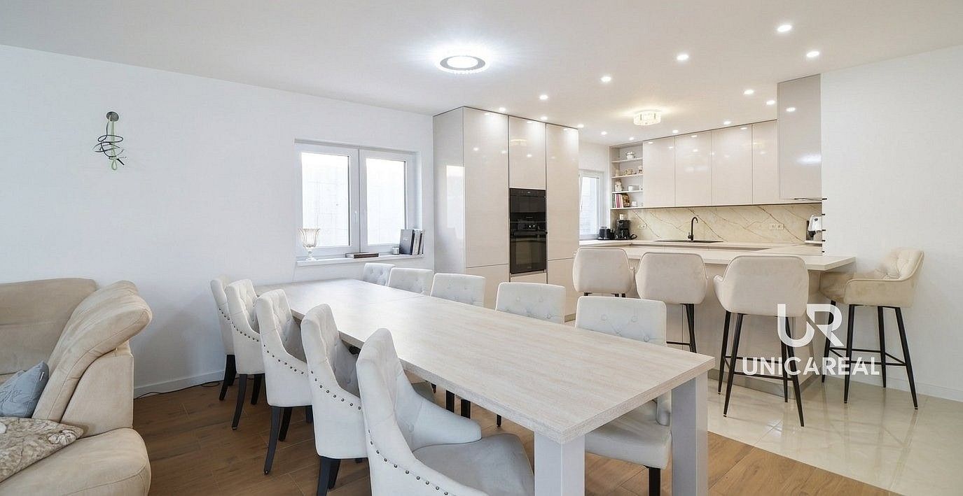 Rodinný dům · 230 m² · Ořechov, okres Brno-venkov, Jihomoravský kraj - 3