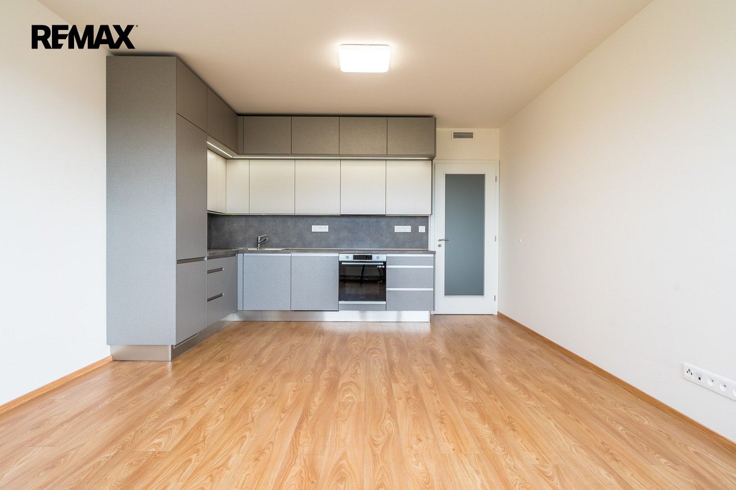 2+kk, Praha - Kamýk, okres Praha 12, Hlavní město Praha, 58 m² - 1