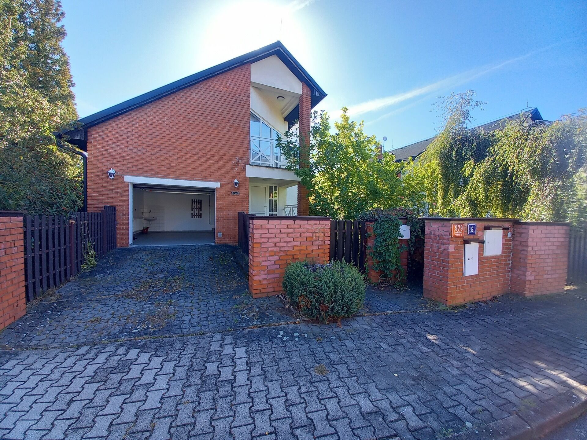 Rodinné domy, Úpská, Praha, 324 m²