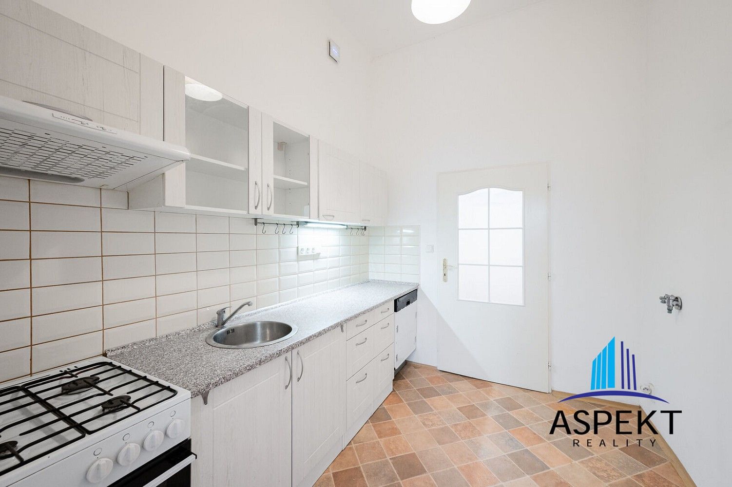 2+1, Praha - Karlín, okres Praha 8, Hlavní město Praha, 50 m² - 2