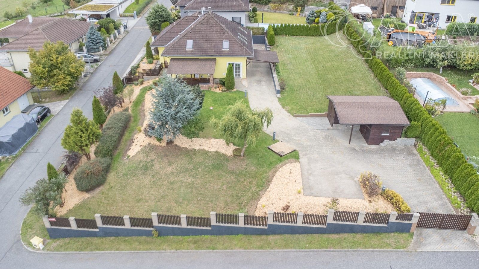 Pronájem rodinný dům - K Vodojemu, Divišov, 267 m²