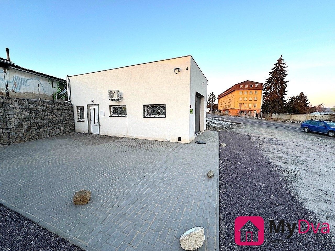 Obchodní prostory, Průmyslová, Znojmo, 60 m²