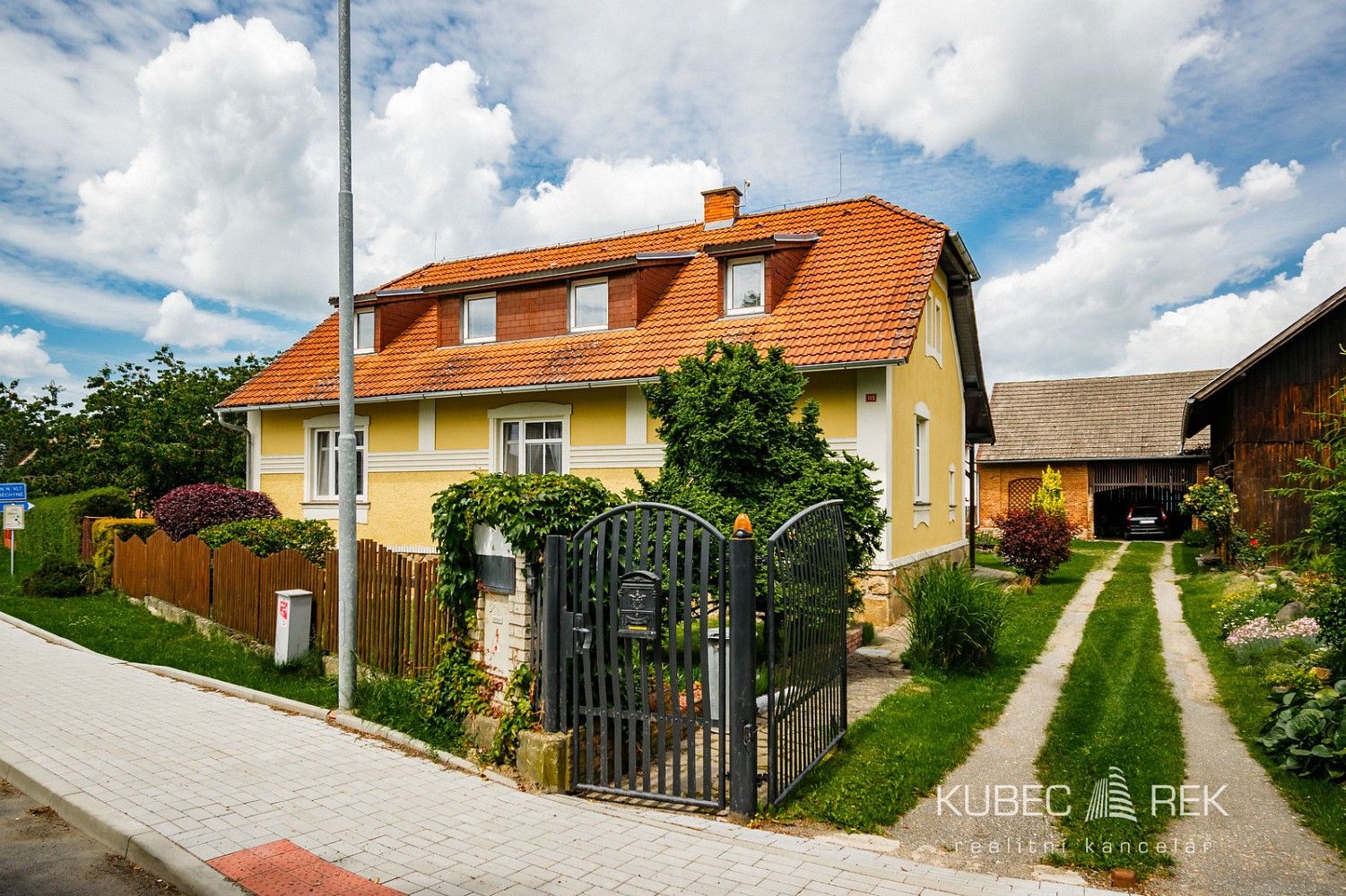 Rodinný dům, 240 m²