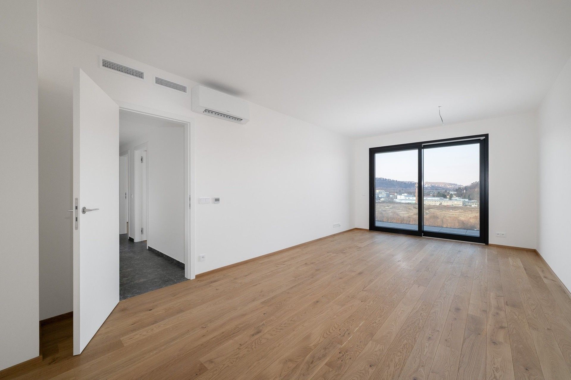 3+kk, Československého exilu, Praha, 97 m² - 1