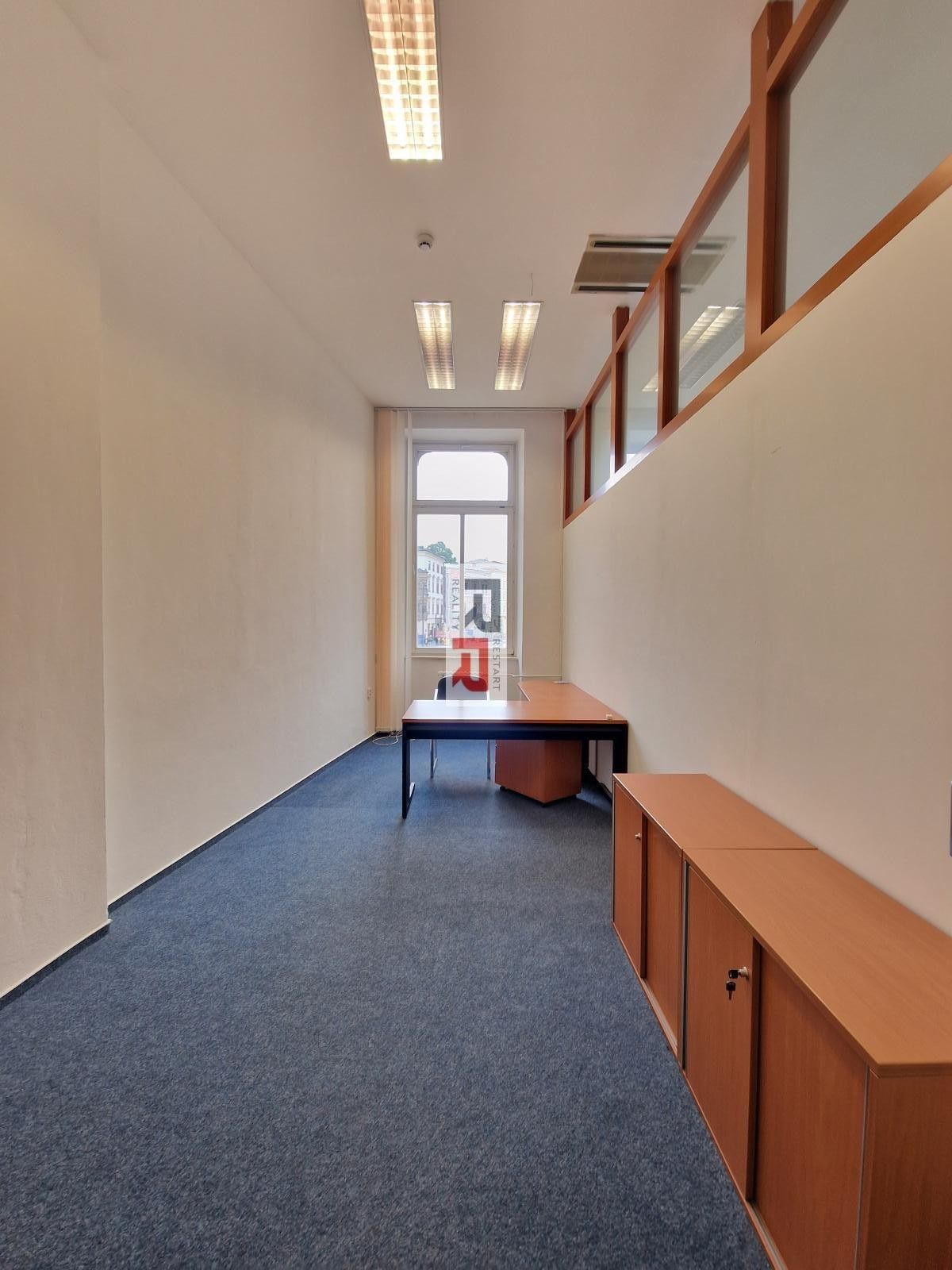 Kanceláře, Dolní náměstí, Olomouc, 17 m² - 1