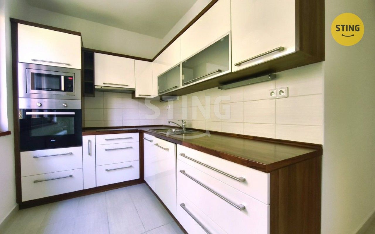 Pronájem byt 3+1 - U Hřbitova, Jihlava, 74 m² - 5