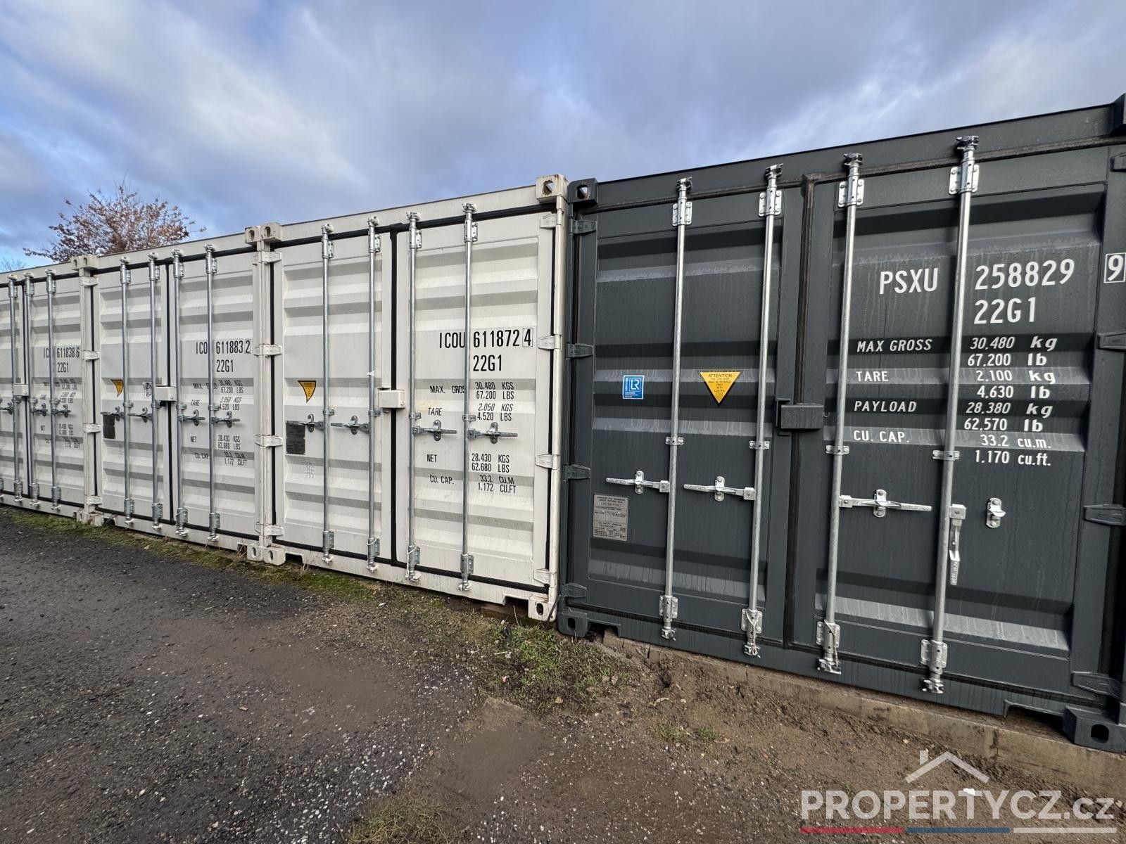 Pronájem sklad - K Žižkovu, Praha, 140 m²