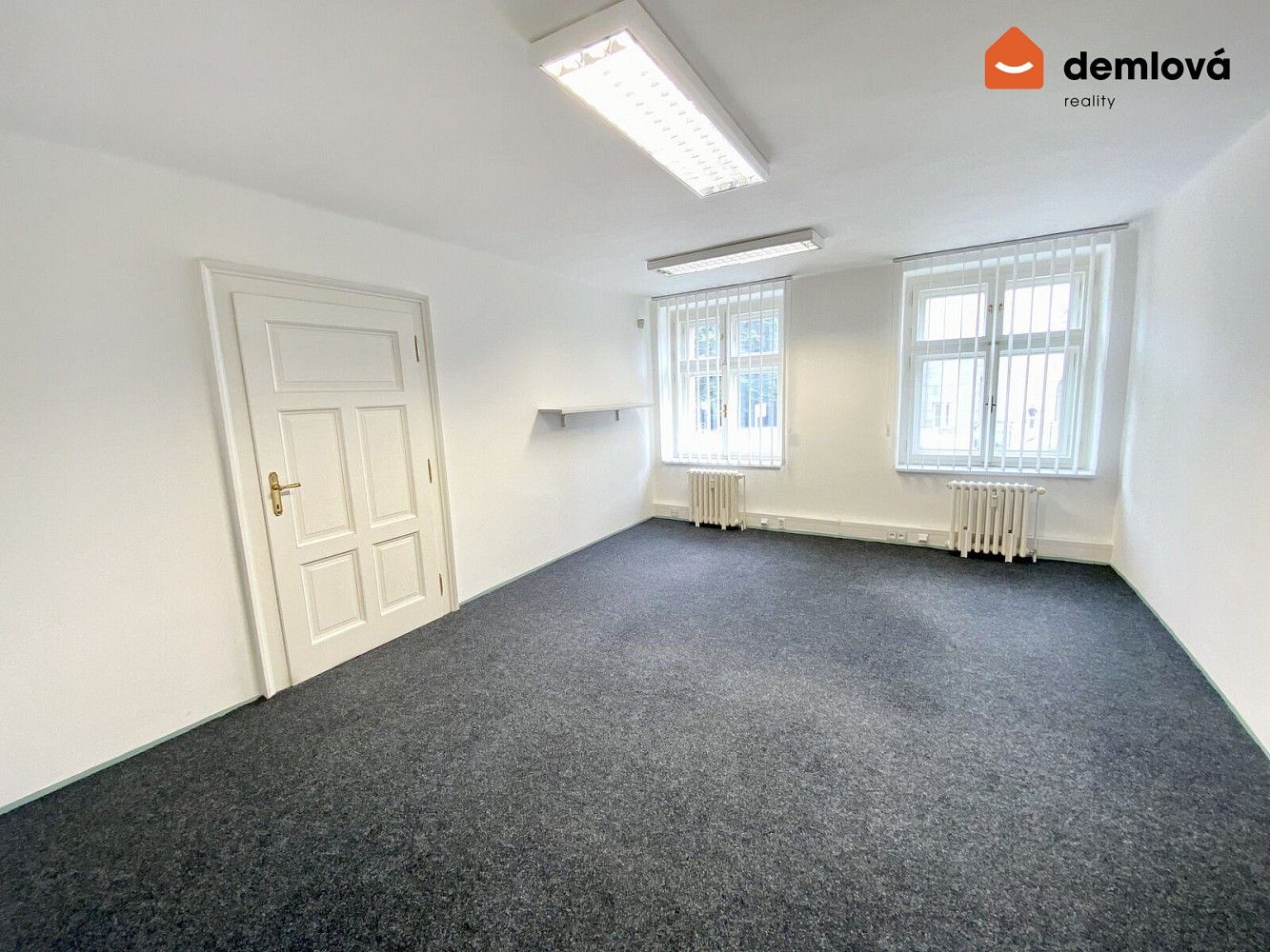 Kanceláře, Smetanovo náměstí, Ostrava - Moravská Ostrava, 22 m² - 2