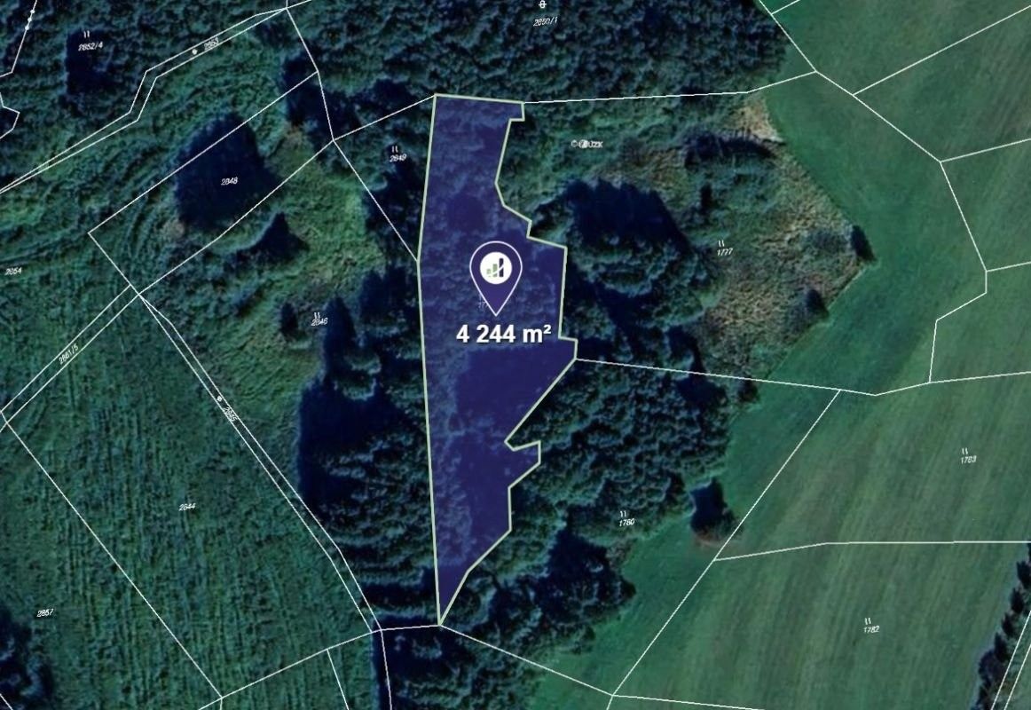 Louka, 4 244 m²