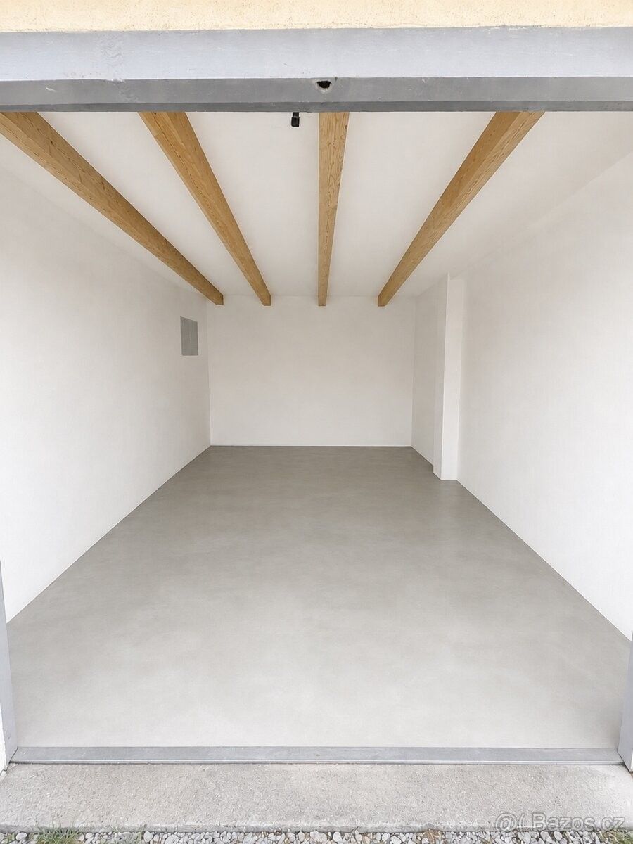 Garáže, Františkovy Lázně, 351 01 - 1