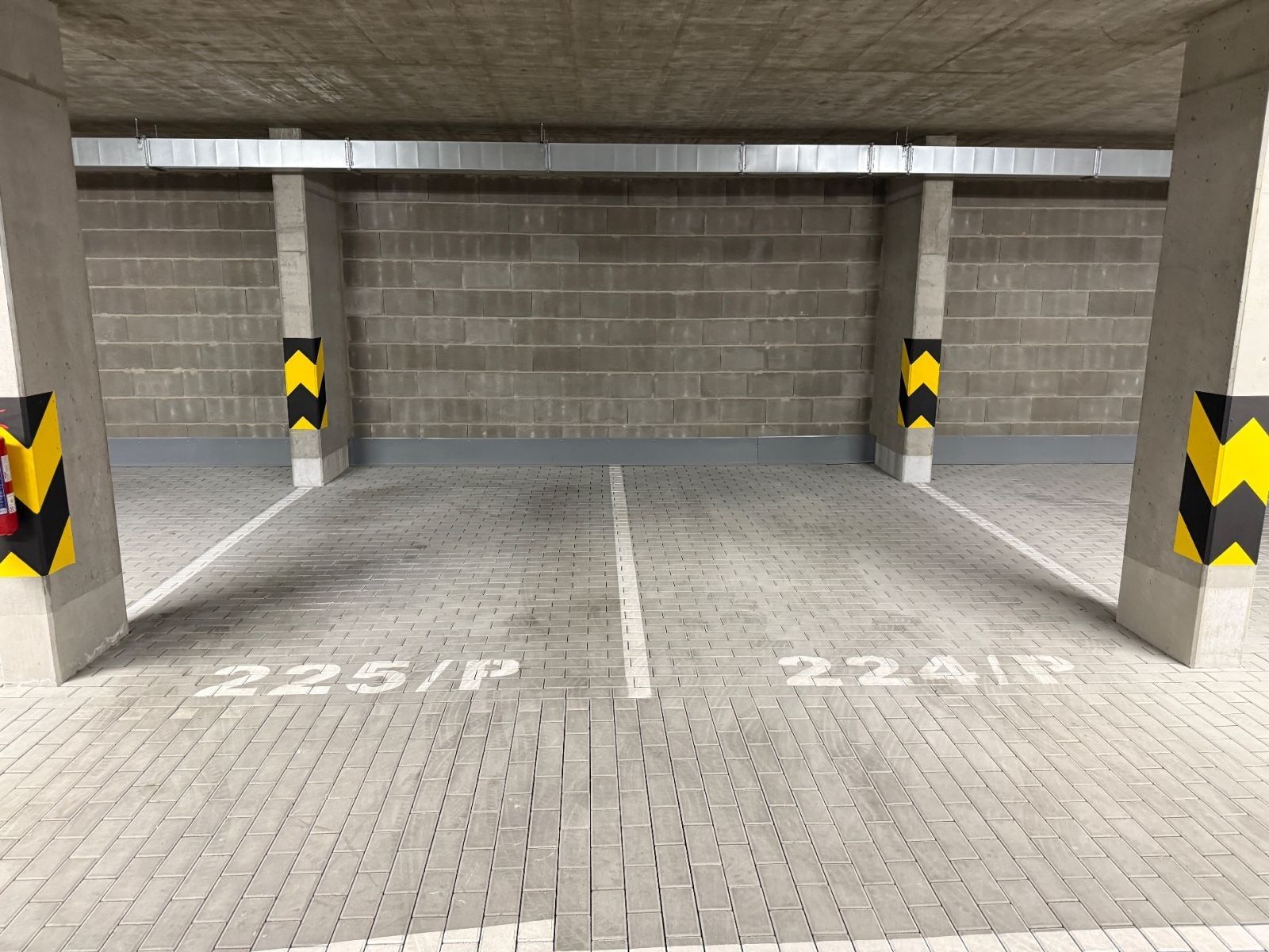 Garáž · 13 m² · Praha - Střížkov - 3