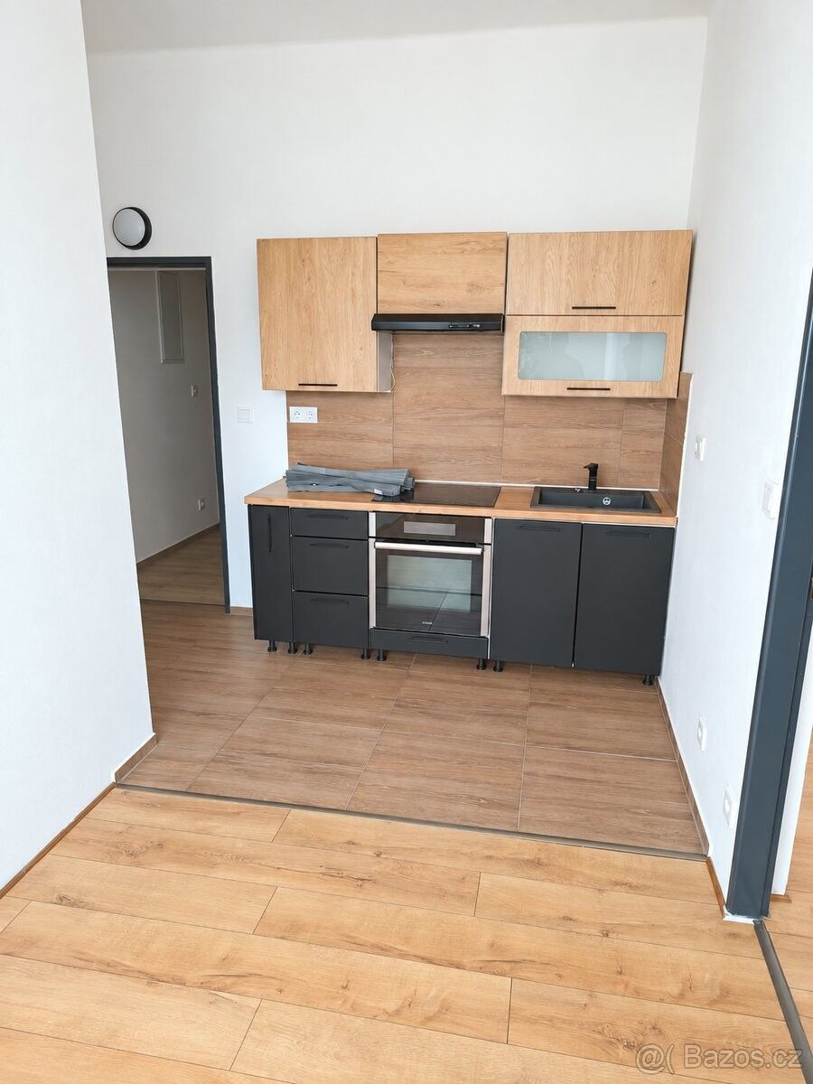 Byty, Netolice, 384 11 - 1