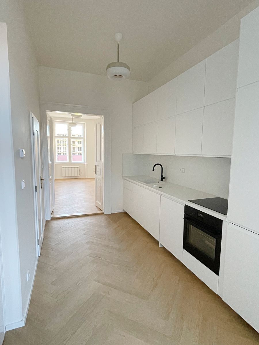 1+1, Kotevní, Praha - Smíchov, 35 m² - 1