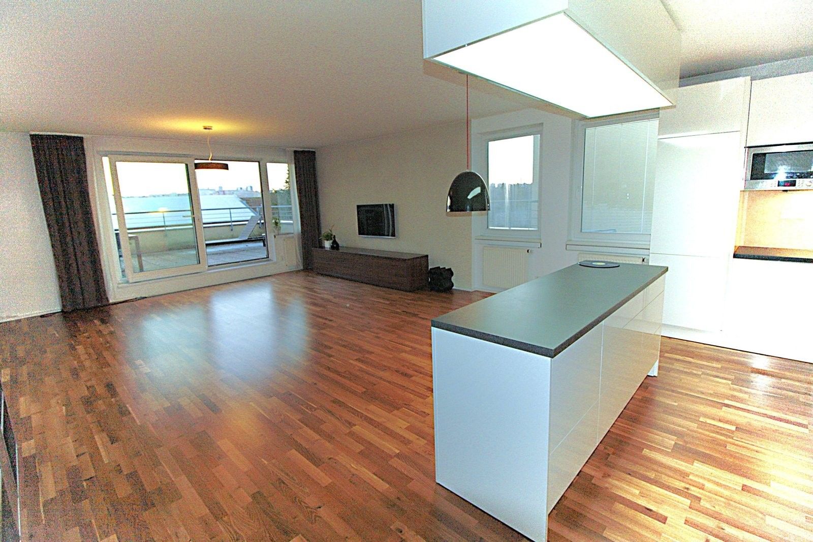 3+kk, Hornokrčská, Praha, 93 m²